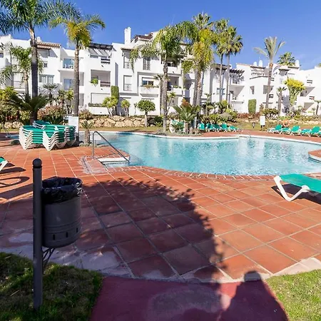 Daire Piso Estupendo Acceso Directo Playa Estepona